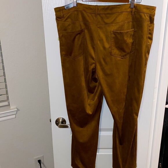 ❤️BRAND NEW John Mark Plus Size Faux Suede Jeans - Picture 4 of 7
